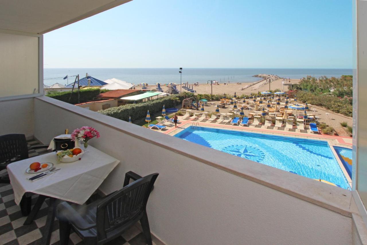 Eurobeach Residence คาวัลลิโน-เตรปอร์ติ ภายนอก รูปภาพ