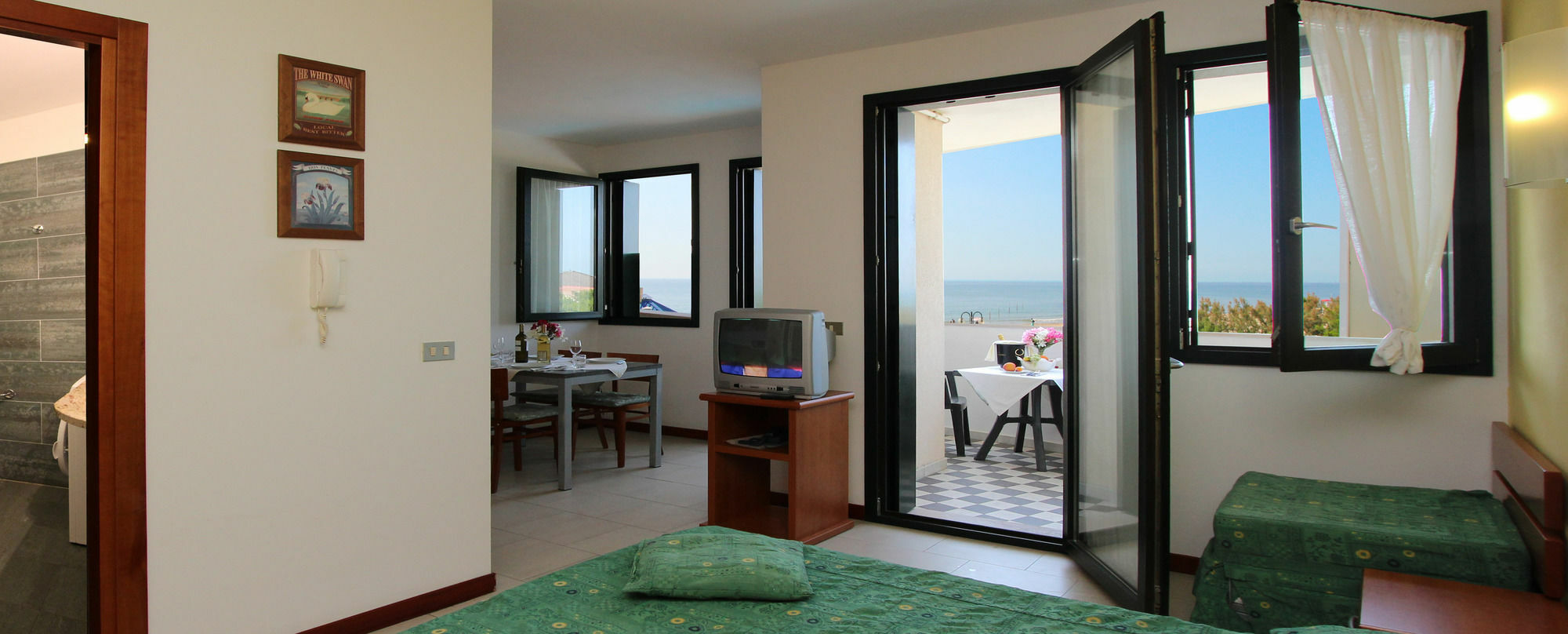 Eurobeach Residence คาวัลลิโน-เตรปอร์ติ ภายนอก รูปภาพ